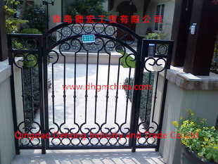 China Ornamental Aluminium/Galvanized Iron Steel Gate for Home, Garden