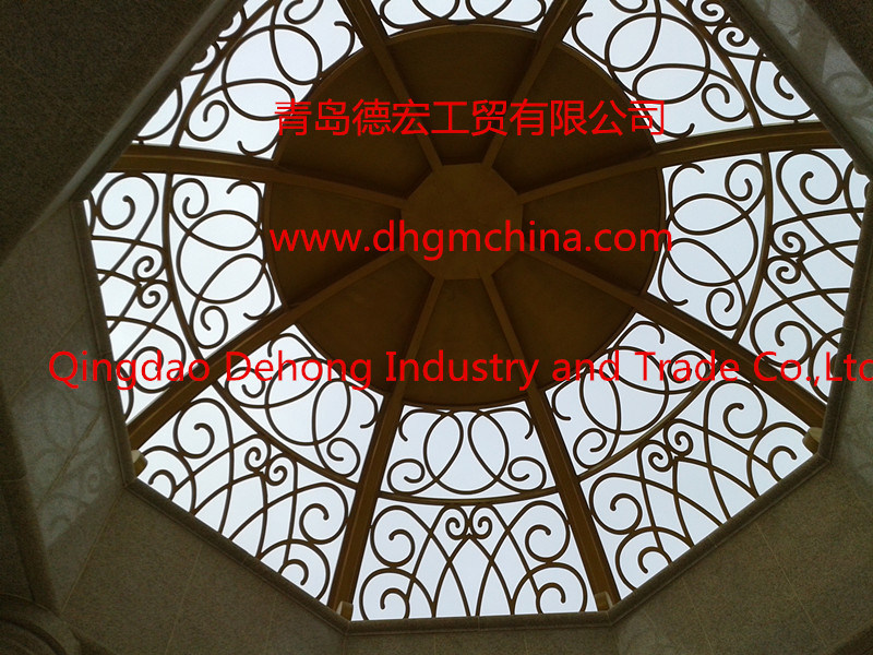 New Design Ornamental Metal Gallery Frame for Garden/Countyard