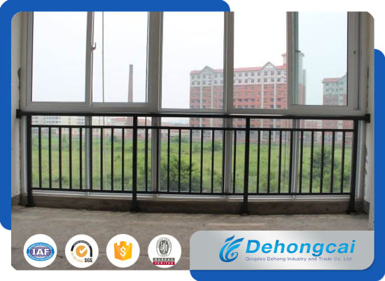 Europe Style Ornamental Wrought Iron/ Aluminium Fence