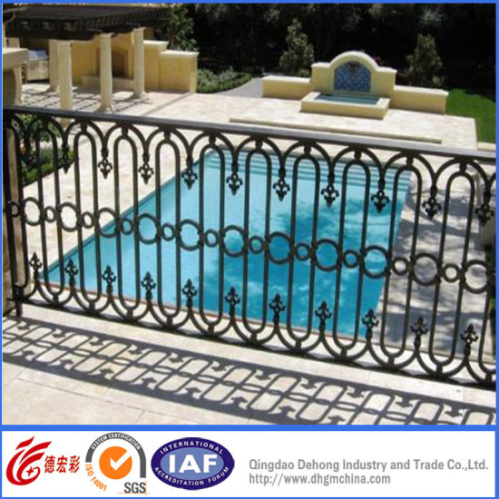 Decorative Residential Safety Concise Wrought Iron Fence (dhfence-27)