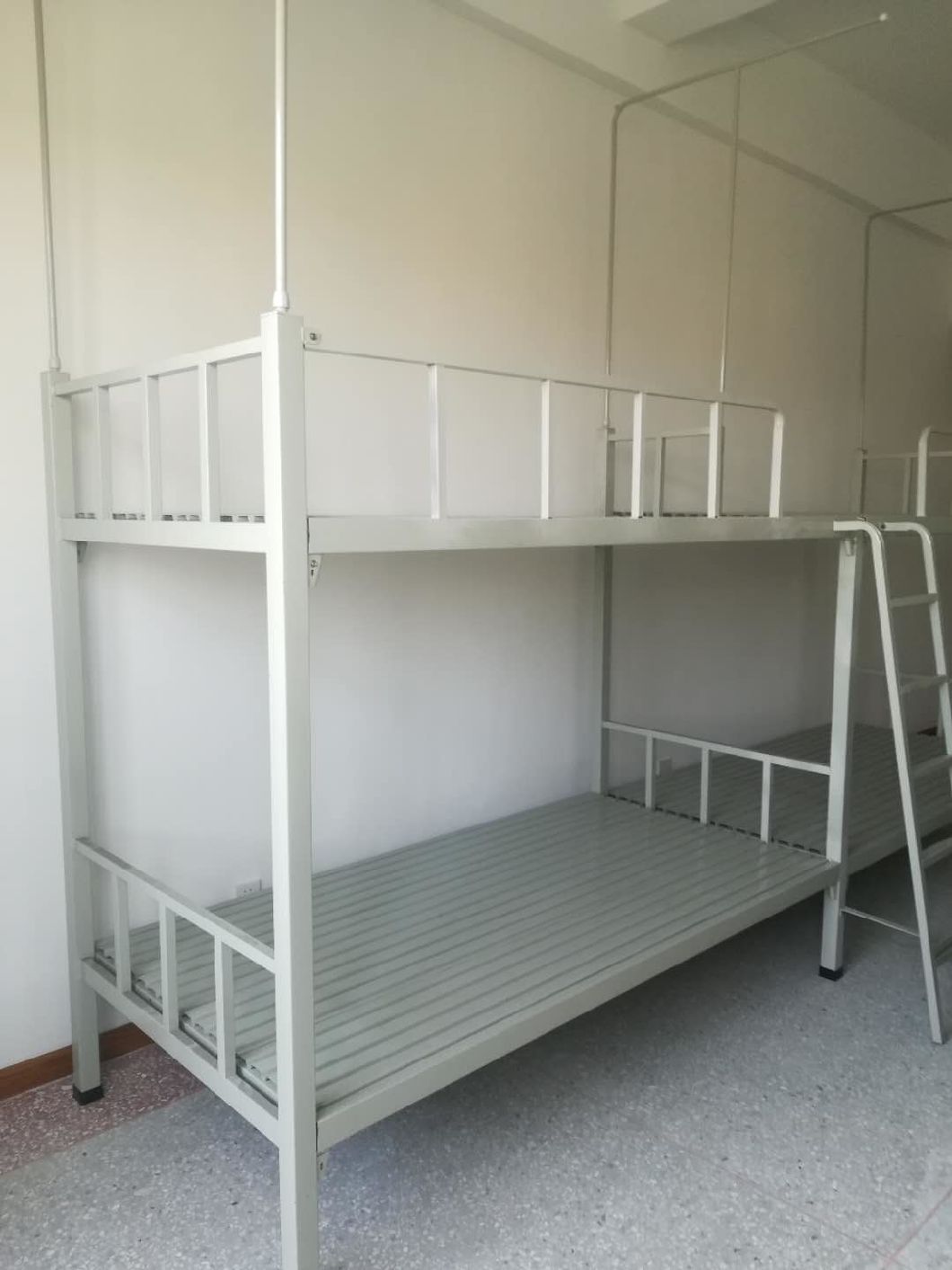 safety Wrought Iron Bunk Beds for School/Factory Dormitory