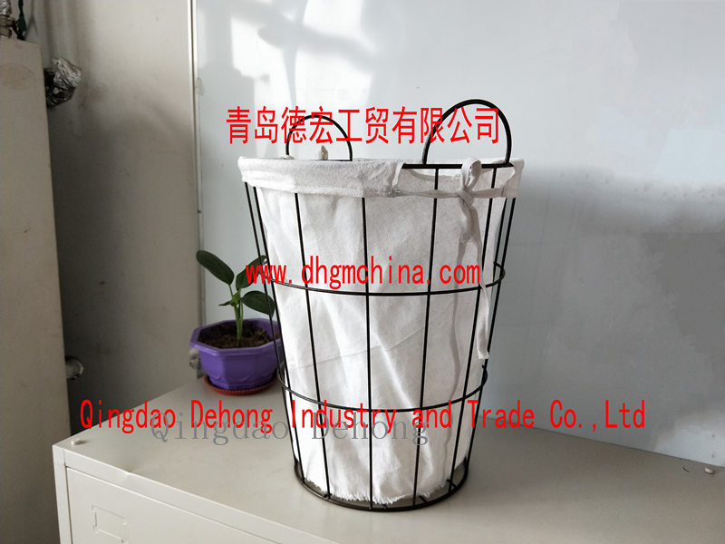 Metal Crafts