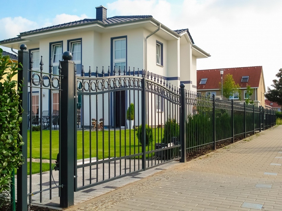 Europen New Simple Style Entrance Driveway Gate