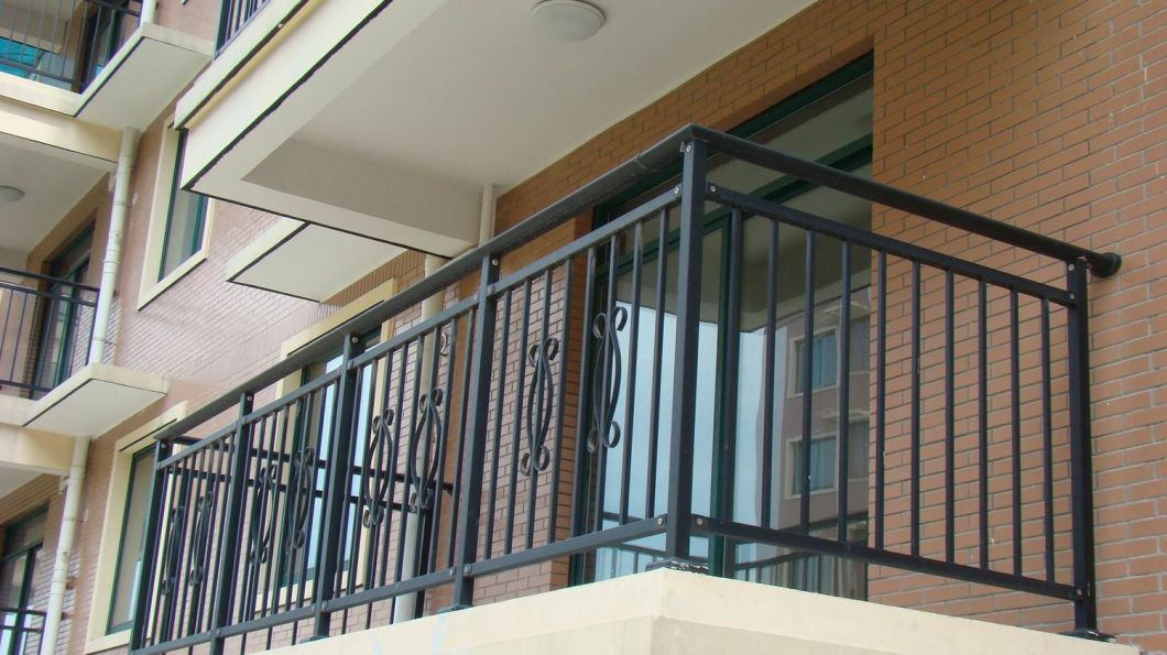 Beautiful Stronger Black Tubular Galvanized Iron Fence