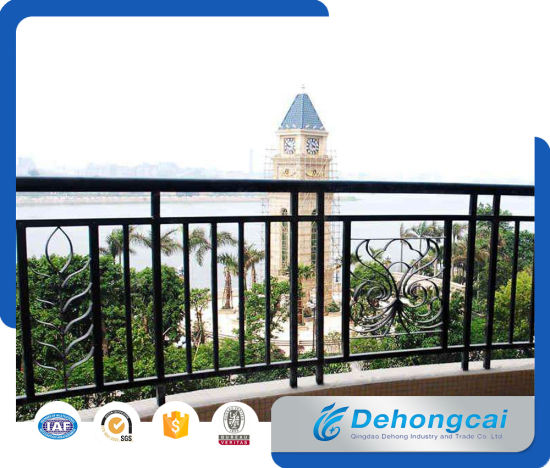 Modern Decorative Wrought Iron Balcony Railing Designs / Metal Balcony Railing